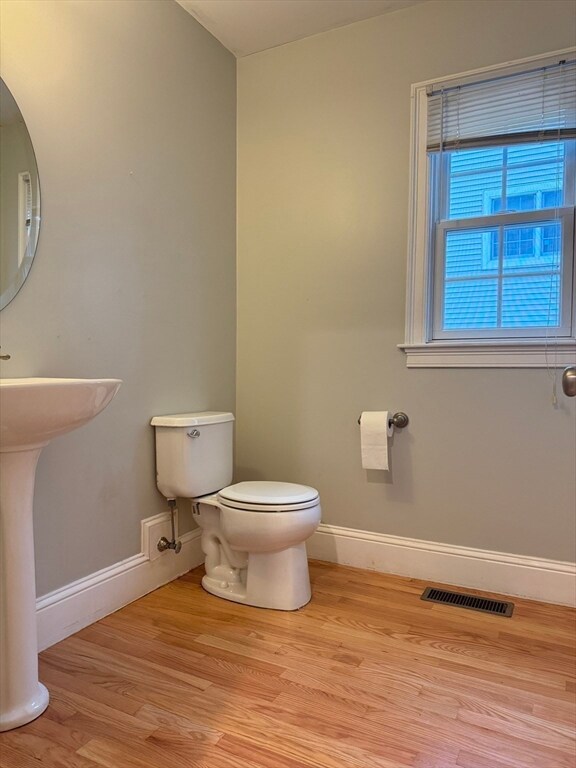 44 Rockridge Rd, Waltham, MA 02453 - photo 6