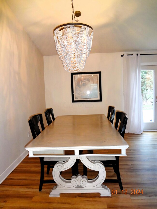 Dining 3