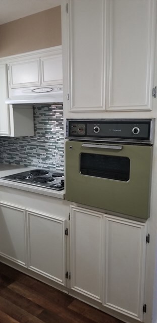 121 Lindsey Ave, Bay City, TX 77414 - photo 7