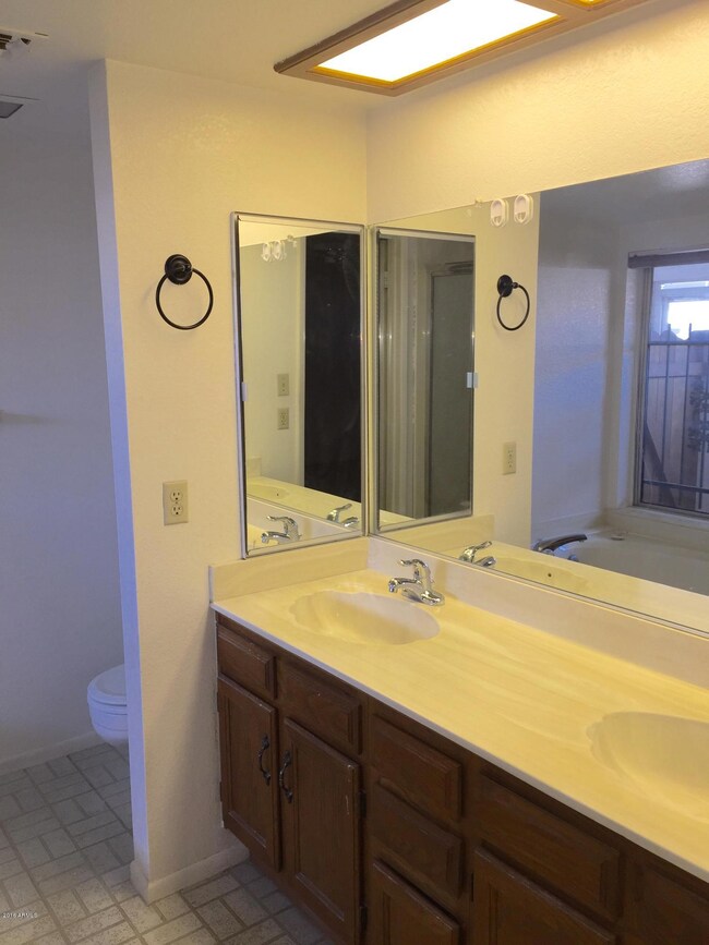 10427 W Puget Ave, Peoria, AZ 85345 - photo 6