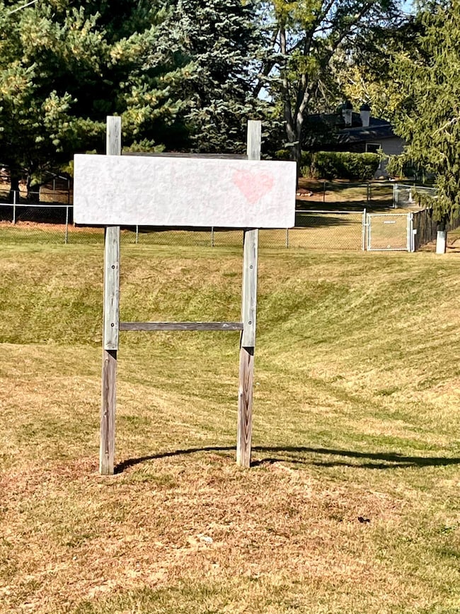 108 E Oak Crest Dr unit 110, Wales, WI 53183 - photo 6