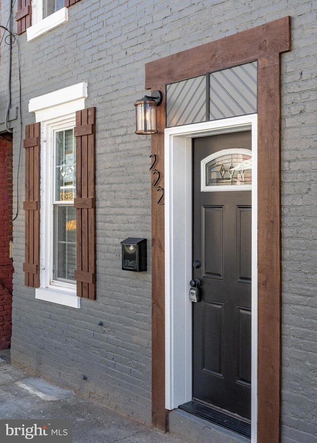 222 S 2nd St, Columbia, PA 17512 - photo 5