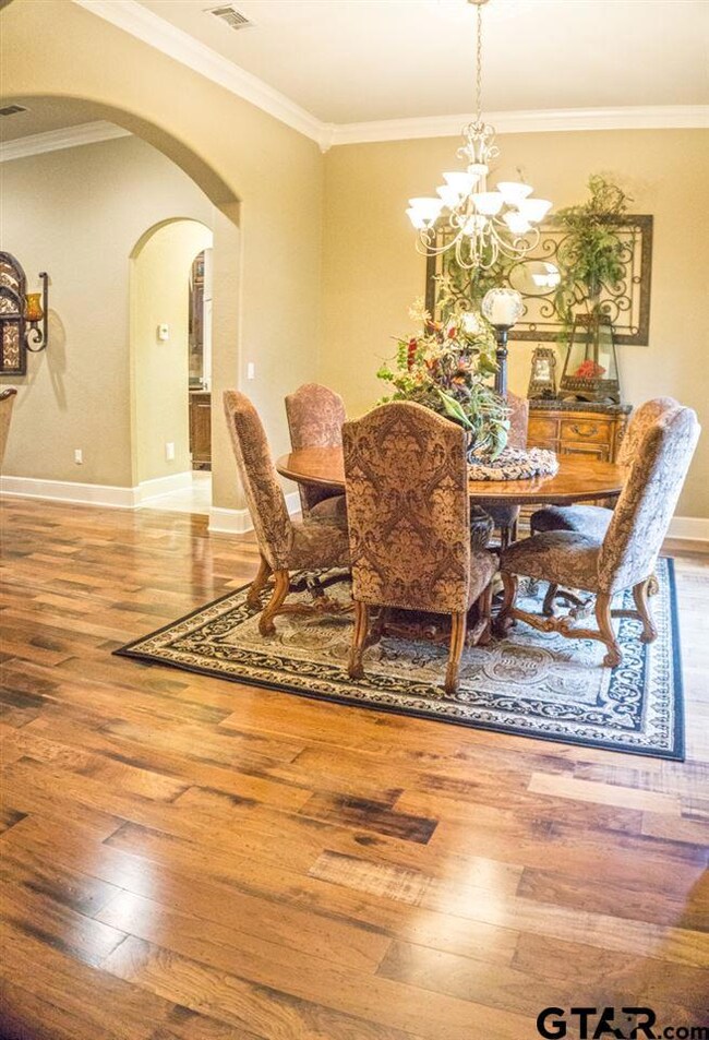 832 832 Cambridge Bend, Tyler, TX 75703 - photo 5