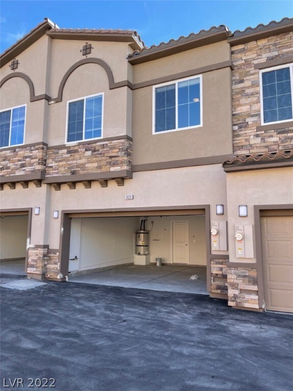 6426 Spring Jog St, Las Vegas, NV 89166 - photo 3