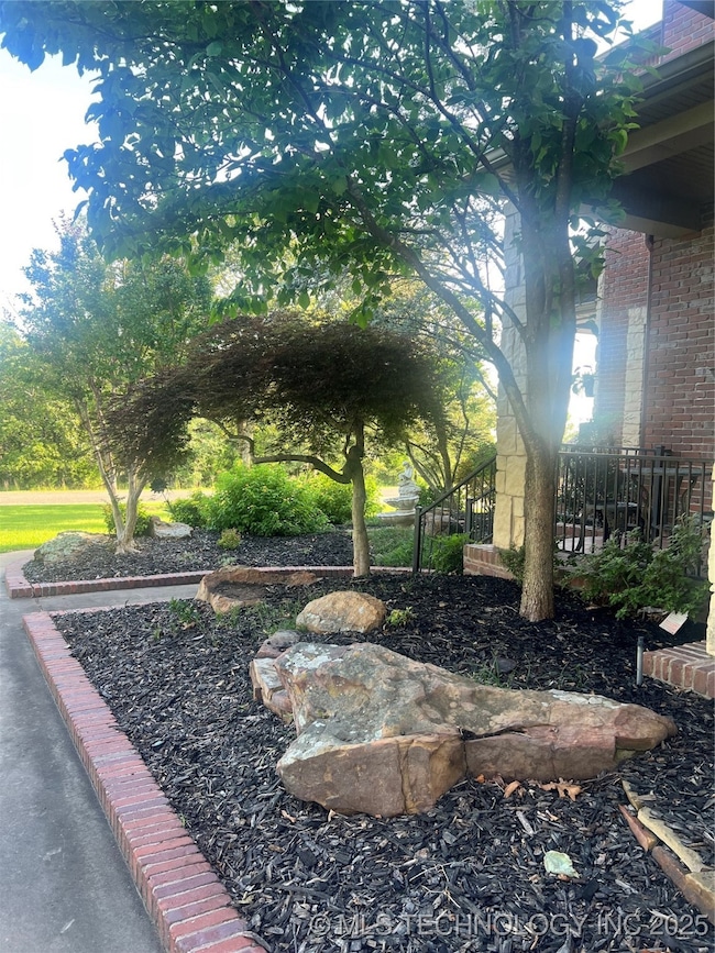 910 Summit Ridge, McAlester, OK 74501 - photo 3