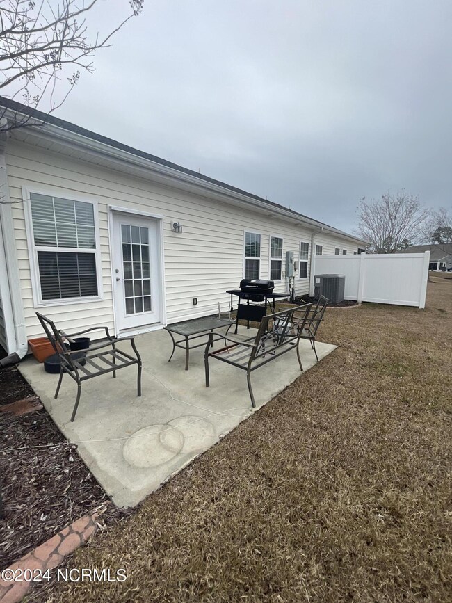 1021 Chadsey Lake Dr, Calabash, NC 28467 - photo 4