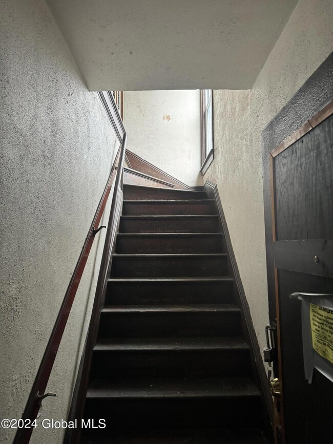 65 Quail St, Albany, NY 12206 - photo 3