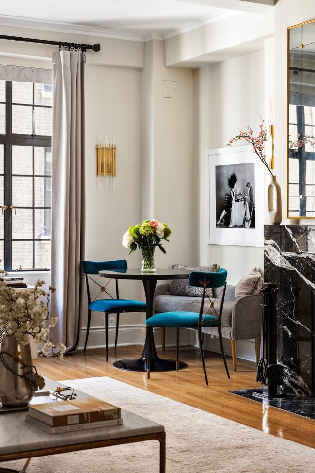 125 E 74th St unit 4B, New York, NY 10021 - photo 5