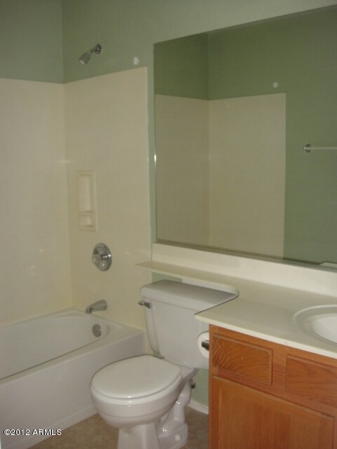 bathroom2