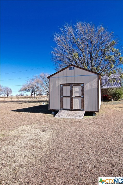 8595 Brewster Rd, Temple, TX 76501 - photo 5