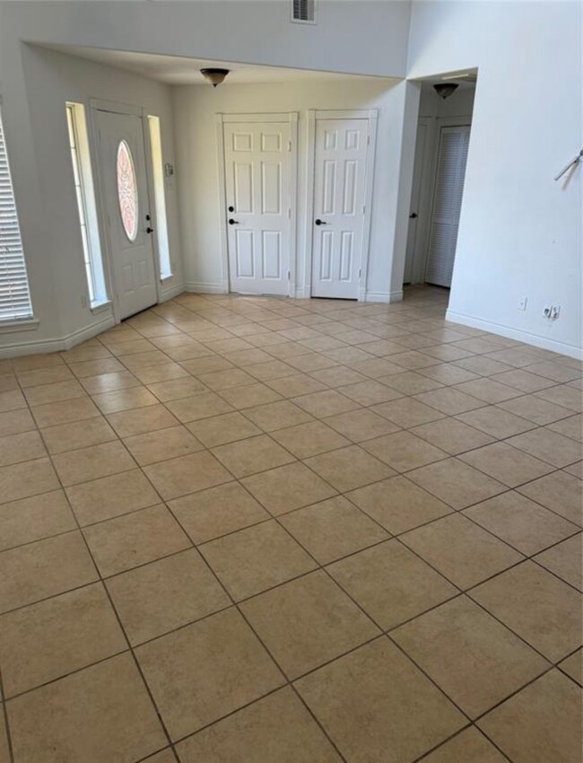 6614 Dumble St, Houston, TX 77021 - photo 3