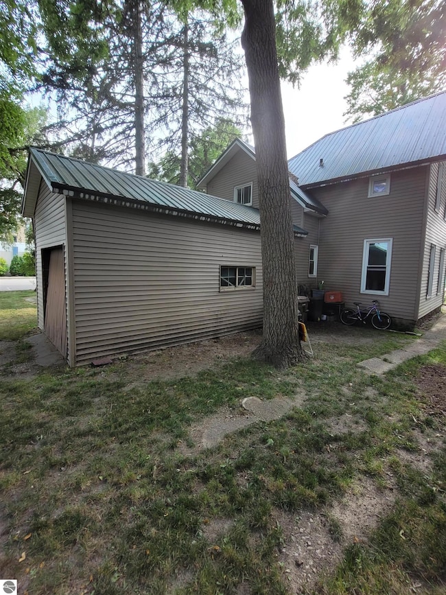 426 N State St, Alma, MI 48801 - photo 5
