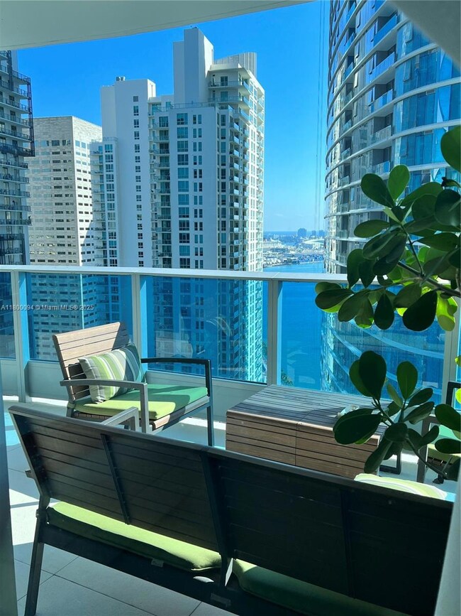 200 Biscayne Blvd Way unit 3201, Miami, FL 33131 - photo 6