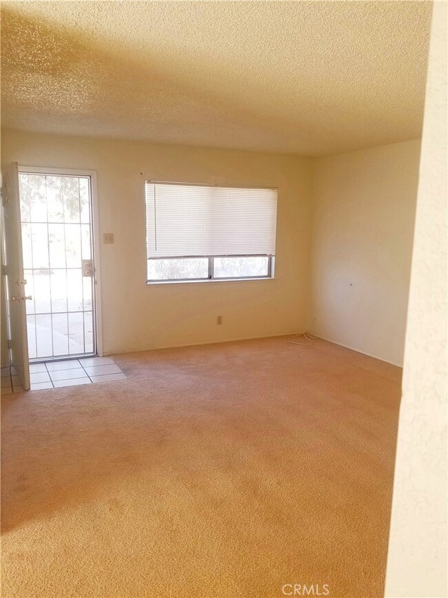 6741 Ivanpah Ave, Twentynine Palms, CA 92277 - photo 3