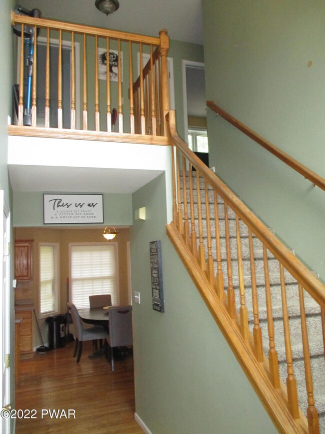 104 Roberts Dr, Dingmans Ferry, PA 18328 - photo 3