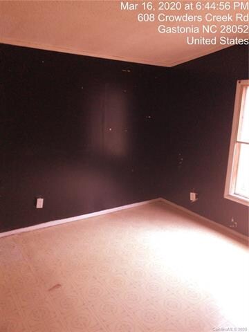 614 Crowders Creek Rd, Gastonia, NC 28052 - photo 5