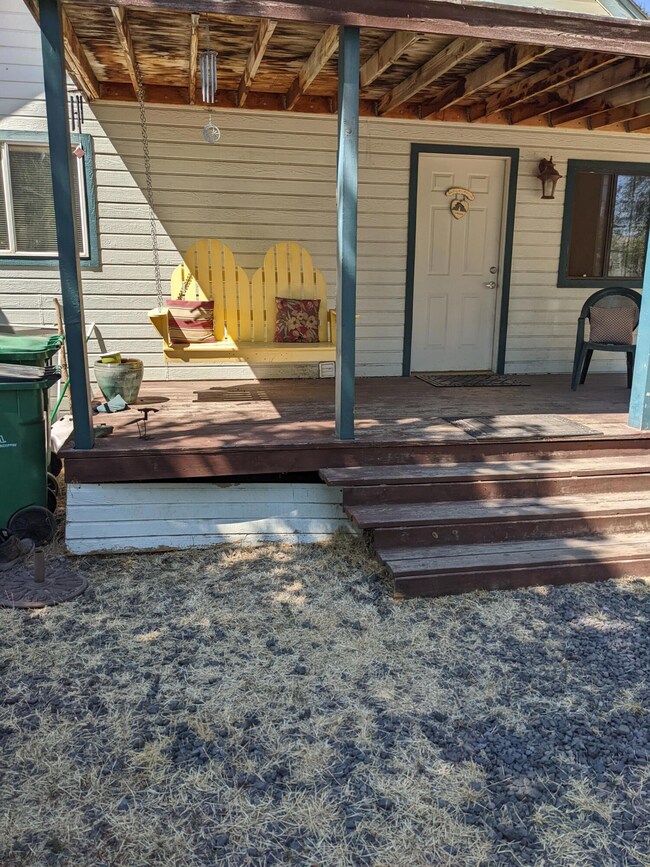 3339 Crest St, Klamath Falls, OR 97603 - photo 4