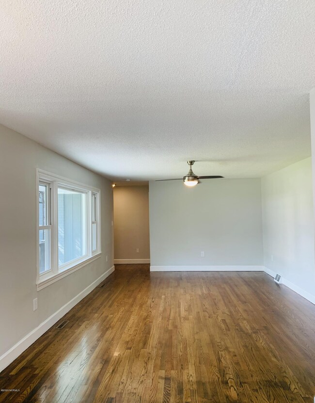 2405 Jones St, Winterville, NC 28590 - photo 4