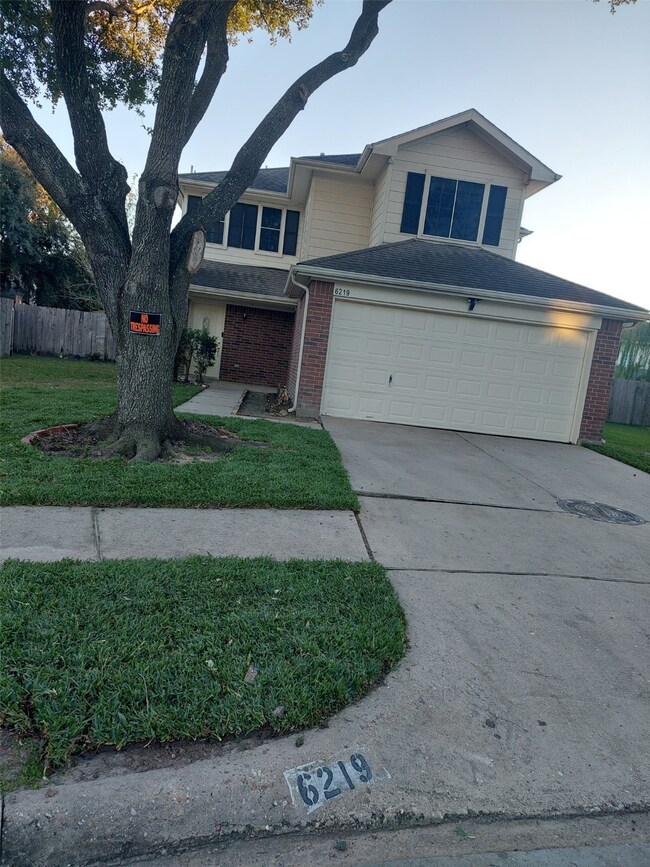 6219 Palmer Park Ct, Houston, TX 77086 - photo 2