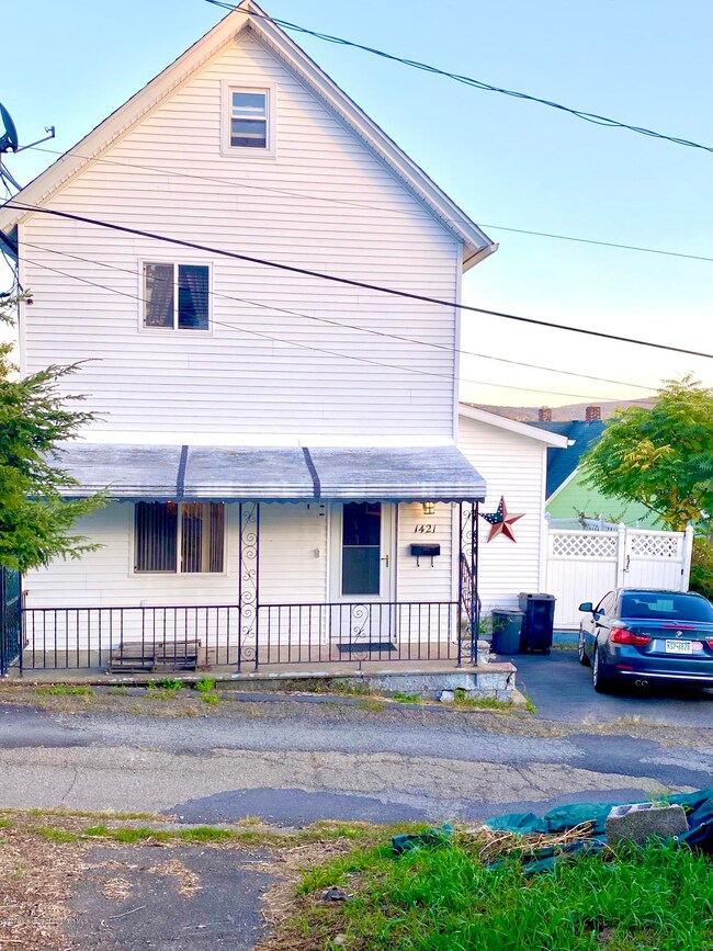 1421 N Sumner Ave, Scranton, PA 18508 - photo 2