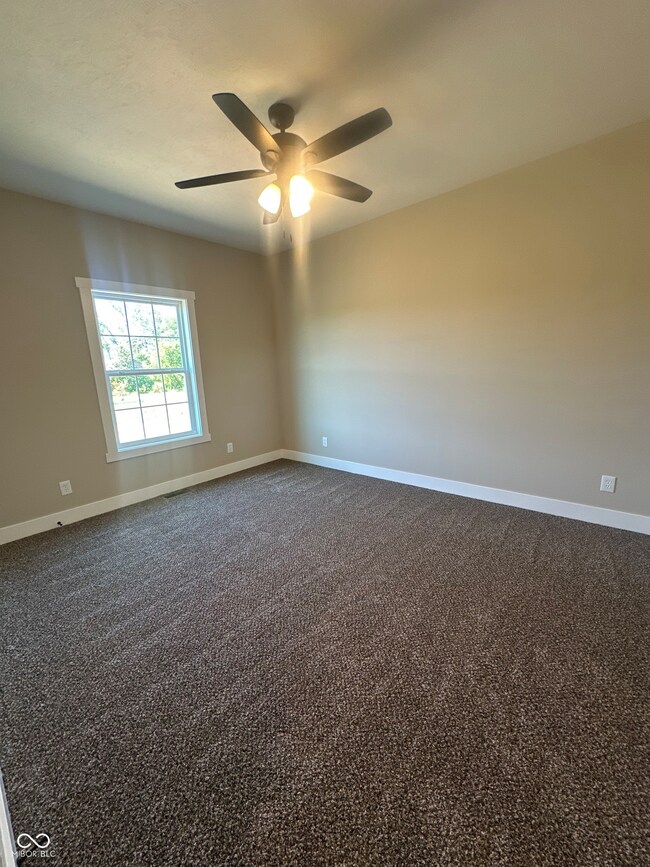 106 Red Oak Ln, Covington, IN 47932 - photo 2