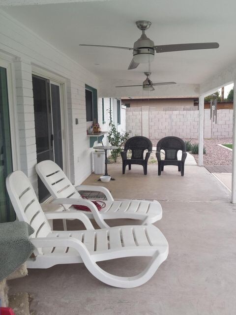 Laurie Ln patio