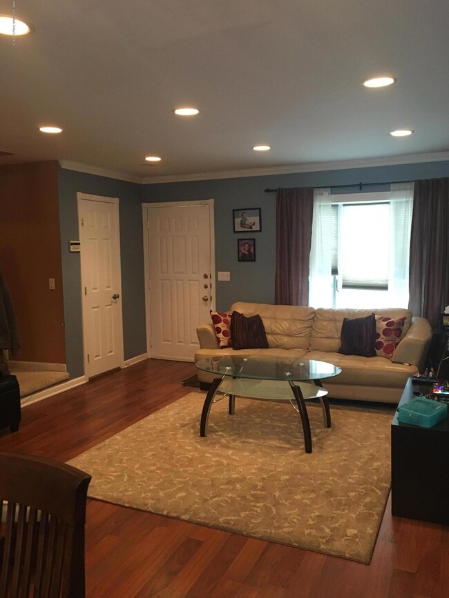 9 Meadow Place 3