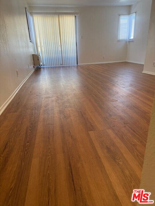 435 S Virgil Ave unit 303, Los Angeles, CA 90020 - photo 6