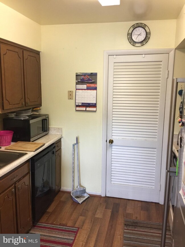 7947 Sausalito Place unit C, Alexandria, VA 22309 - photo 3