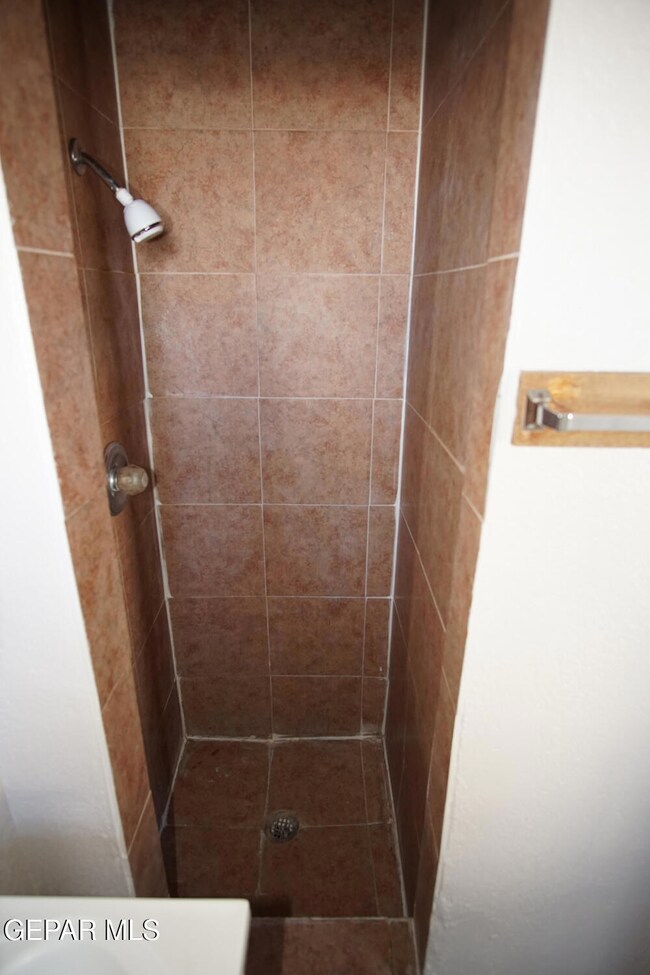 4014 Lincoln Ave unit 3, El Paso, TX 79930 - photo 7