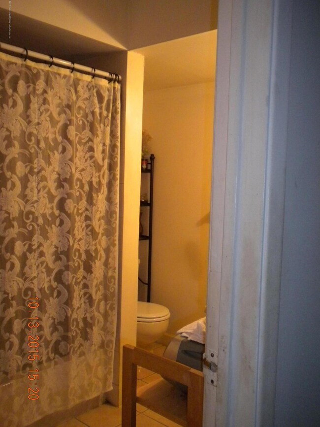 64 Daffodil Ln unit 109, Staten Island, NY 10314 - photo 6