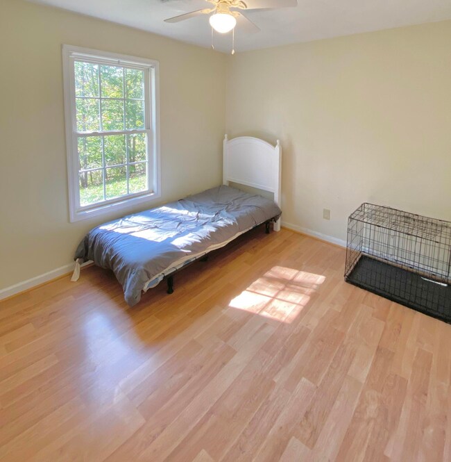 57EFEE75-9D99-4CDF-B33F-BD8A0181BF64