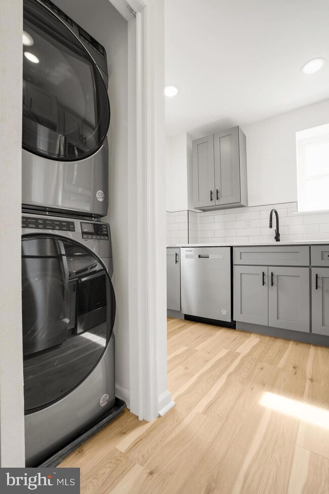 228 Bridge St unit 2, Spring City, PA 19475 - photo 7