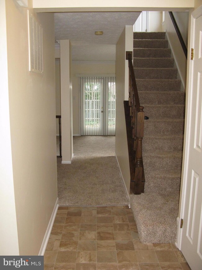 10822 Topbranch Ln, Columbia, MD 21044 - photo 7