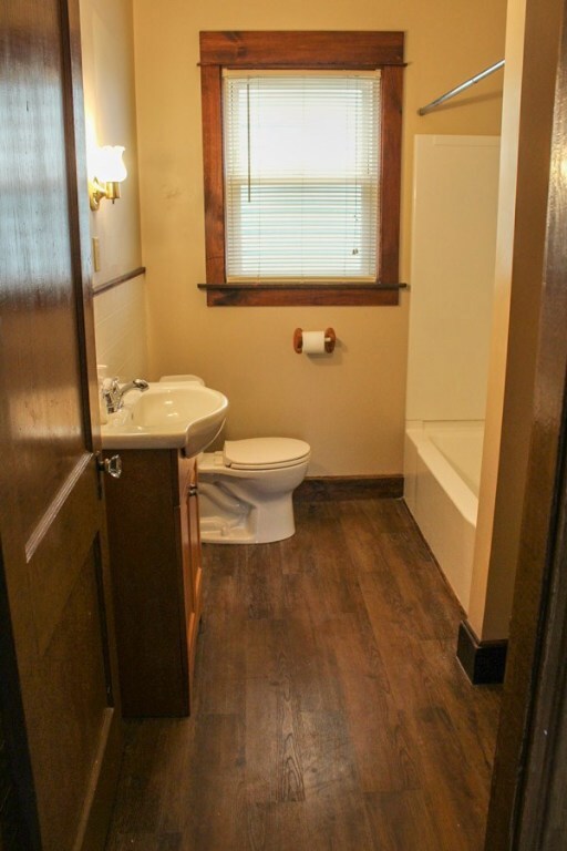 29 Bourne St, Bristol, RI 02809 - photo 6