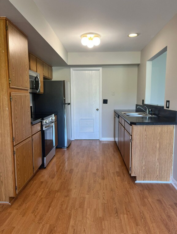 2767 Prairieview Ln S, Aurora, IL 60502 - photo 4