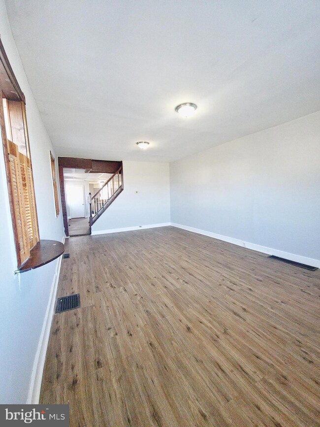 322 Bern St, Reading, PA 19601 - photo 7