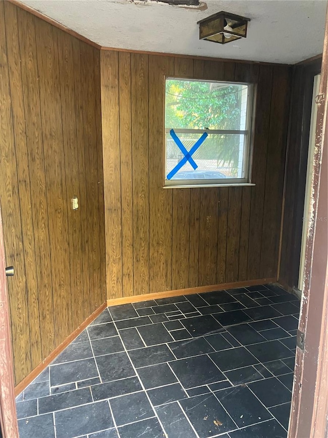 8428 Anay Ct, New Port Richey, FL 34653 - photo 4