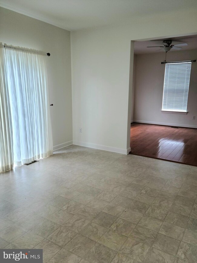 137 Willow Oak Blvd, Bear, DE 19701 - photo 4