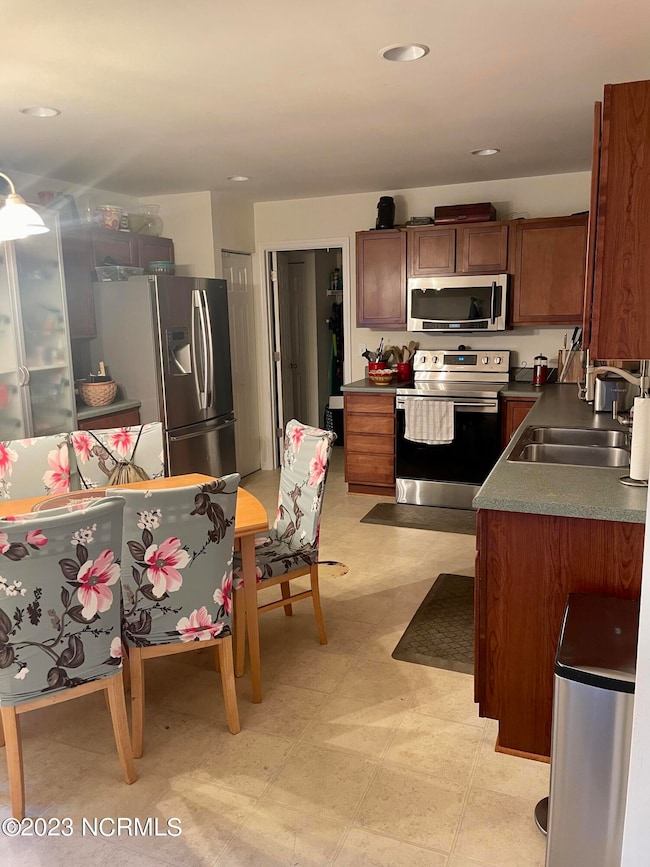 103 Piney Creek Ct, Holly Ridge, NC 28445 - photo 4