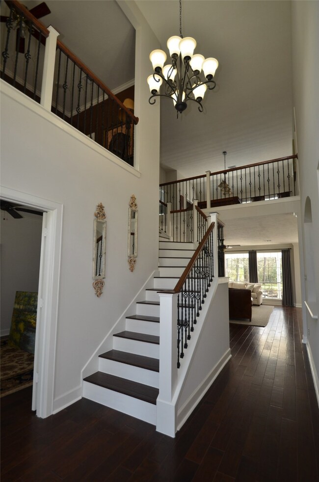 13818 Lakewood Crossing Blvd, Houston, TX 77070 - photo 2