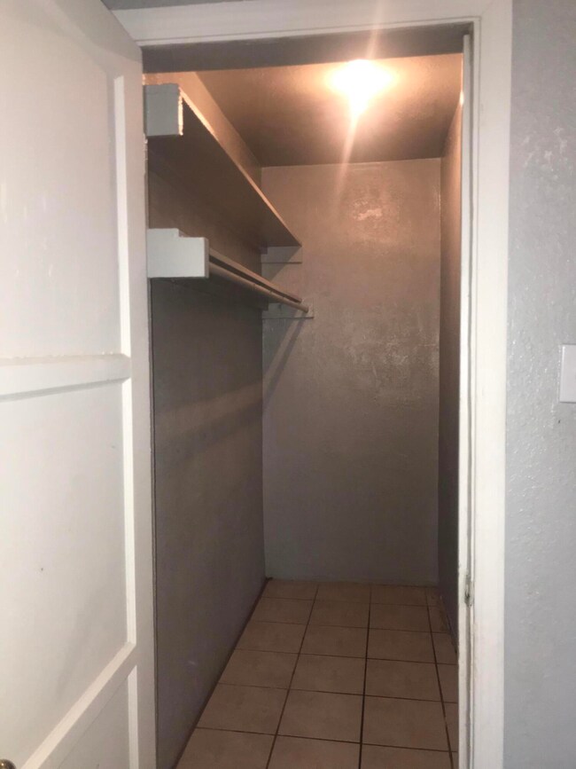 4022 Taylor Ave unit 3, El Paso, TX 79930 - photo 5