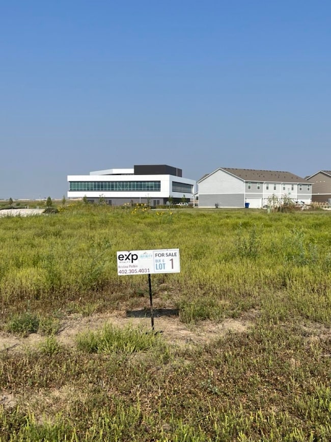 2023 Aaron Way, Fremont, NE 68025 - photo 3
