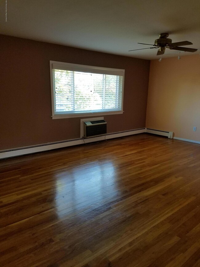 16B Laurel Place, Eatontown, NJ 07724 - photo 6