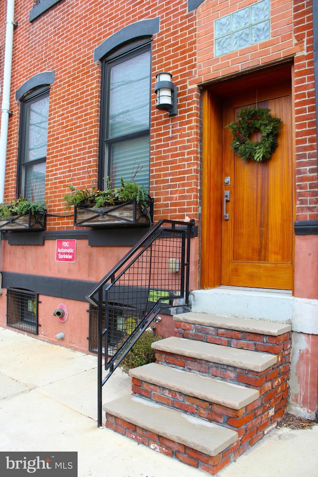 1247 E Columbia Ave unit 1, Philadelphia, PA 19125 - photo 3