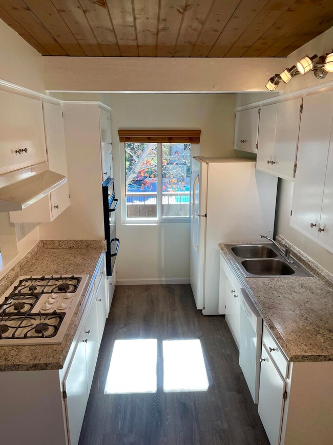 5446 8th St unit 27, Carpinteria, CA 93013 - photo 5