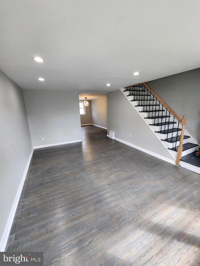 629 Tribet Place, Darby, PA 19023 - photo 2