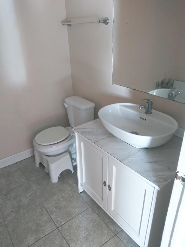 2404 Provincetown Dr, Country Club Hills, IL 60478 - photo 3