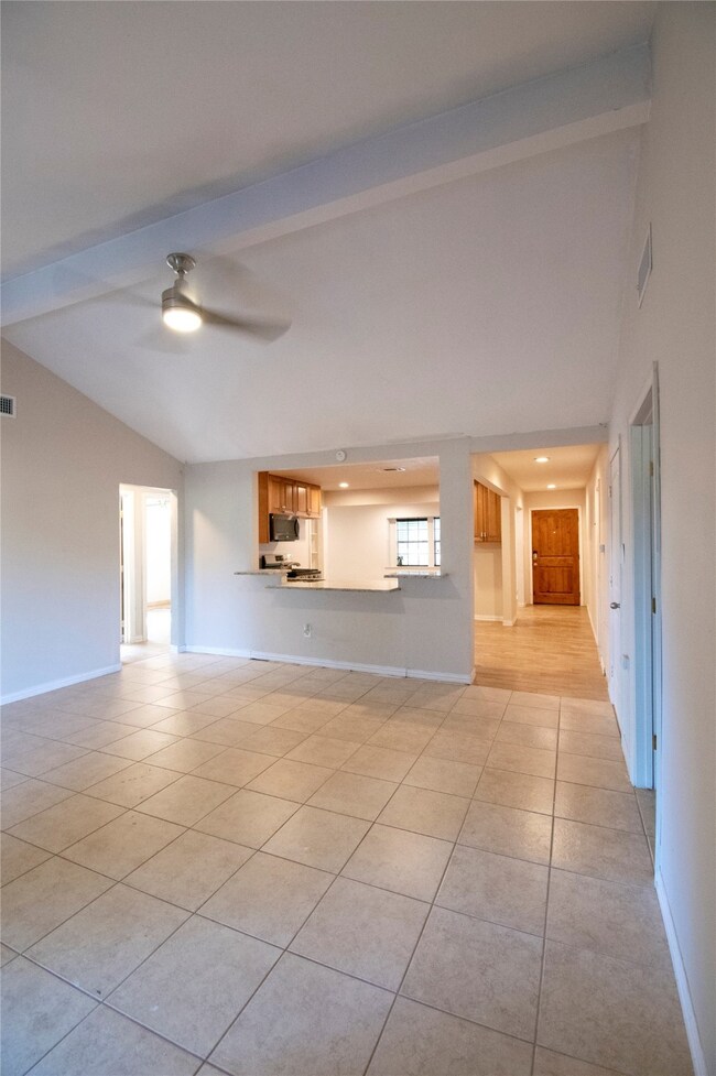 5834 Par Four Dr, Houston, TX 77088 - photo 7