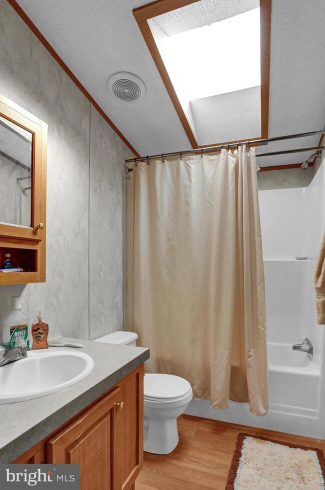 304 Elk Cir, Honey Brook, PA 19344 - photo 4